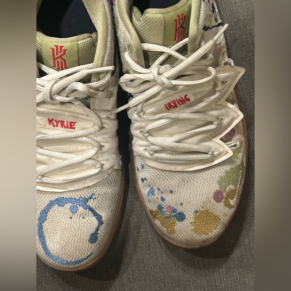 Nike Kyrie 5 x Bandulu Embroidered Splatters 2019 Mens Size 7Y Basketball